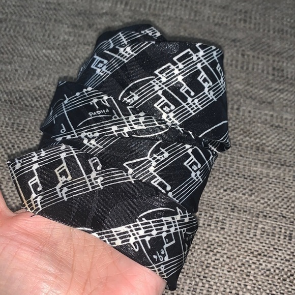 HAND made Vintage, Music teacher necktie, Steve Harris sheet music - Picture 2 of 5